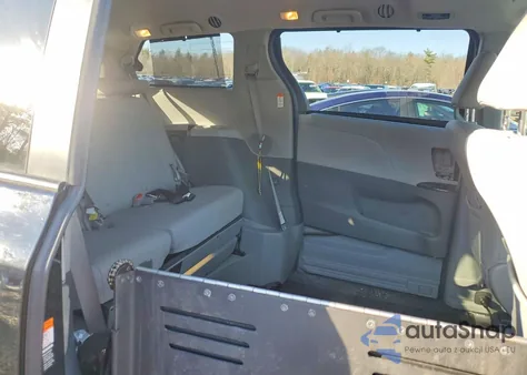 2018 Toyota Sienna Xle 8-Passenger from USA, damaged, VIN 5TDYZ3DC5JS906920